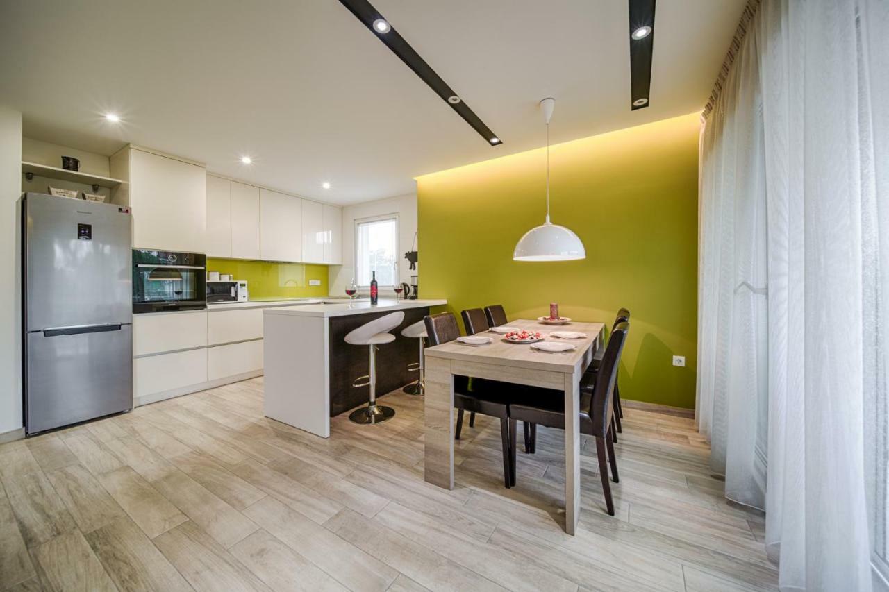 Apartment Rova มาลินสกา ภายนอก รูปภาพ